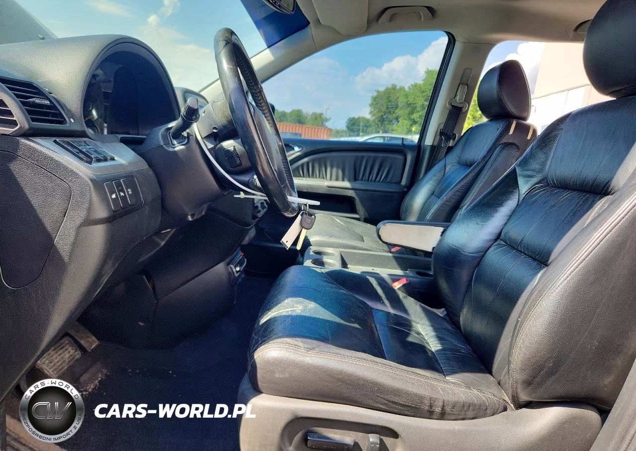 2010 Honda Odyssey Touring VIN:5FNRL3H85AB502497 - 7