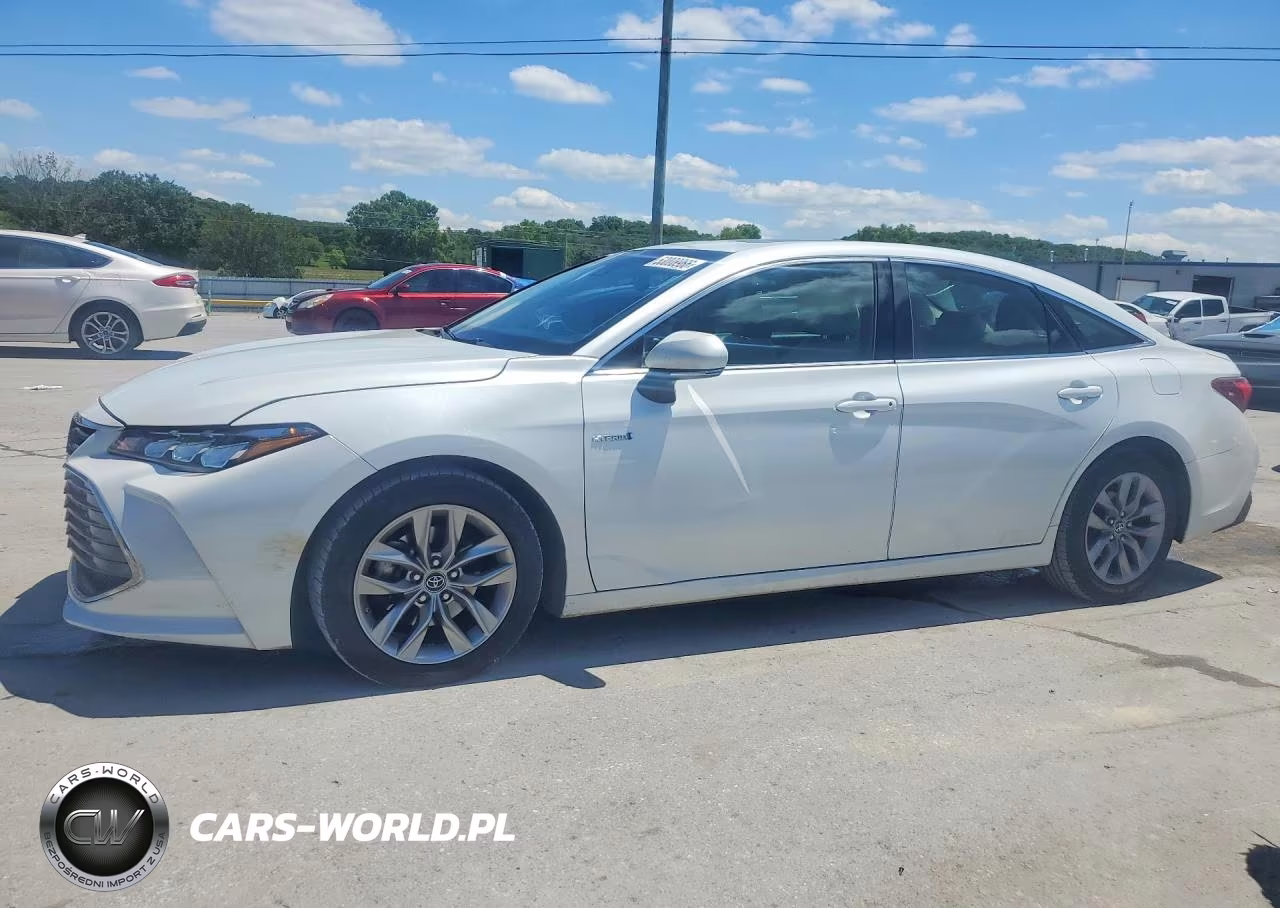 2019 Toyota Avalon Hybrid Xle