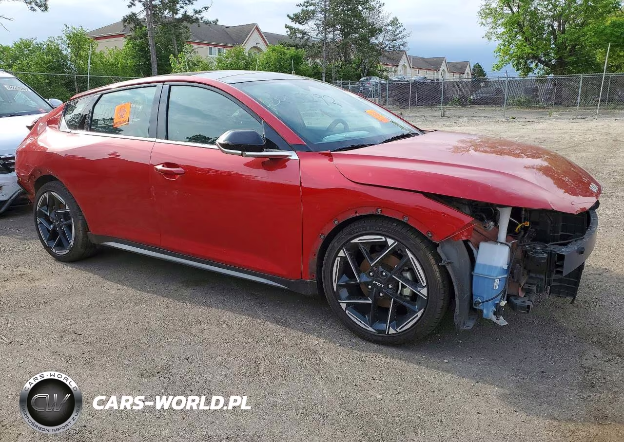 2025 Kia K4 Gt Line VIN:3KPFW4DE6SE125360 - 4