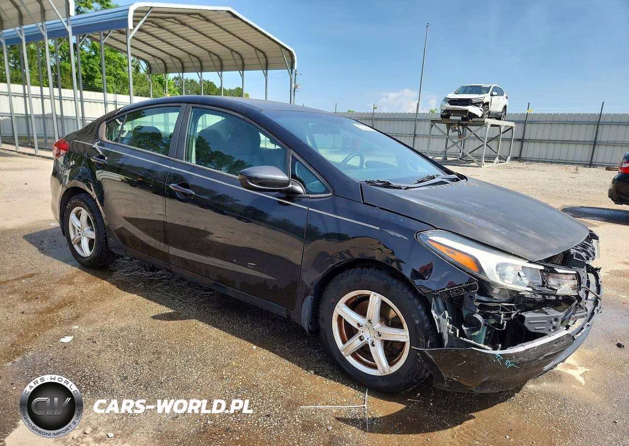 2018 Kia Forte Lx VIN:3KPFK4A77JE229212 - 4