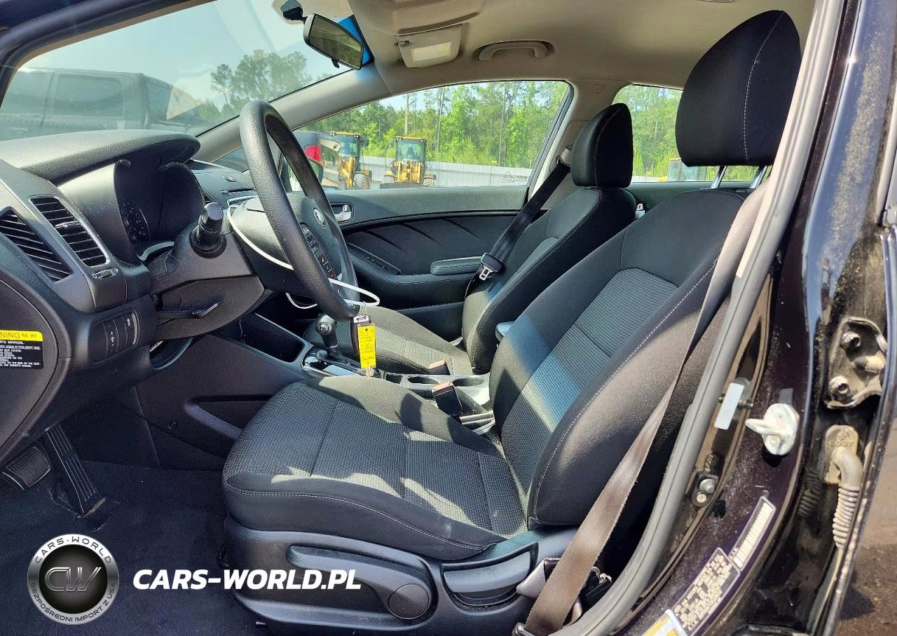 2018 Kia Forte Lx VIN:3KPFK4A77JE229212 - 7