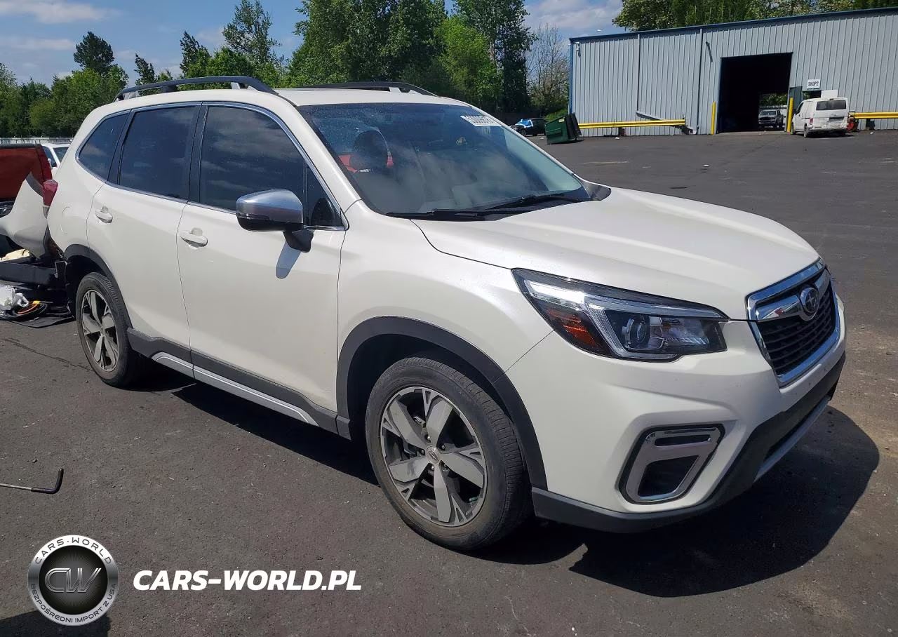 2020 Subaru Forester Touring VIN:JF2SKAXC6LH423987 - 4