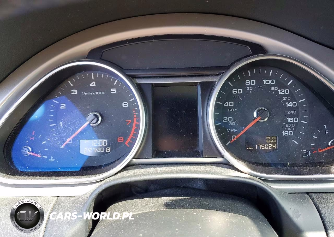 2015 Audi Q7 Premium Plus VIN:WA1LGAFE2FD015791 - 9
