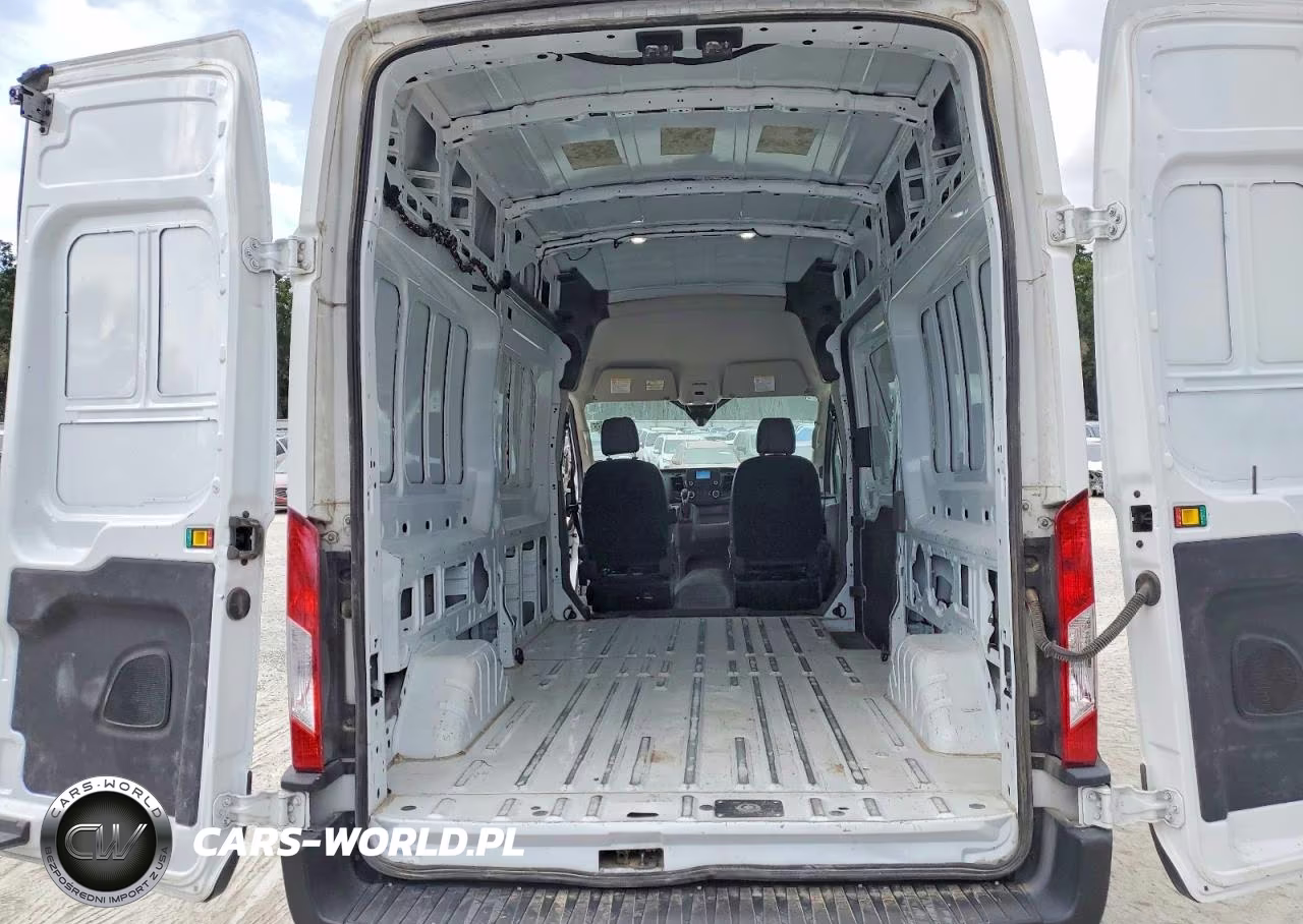 2023 Ford Transit 250 Delivery Van VIN:1FTBR1X85PKB02313 - 10