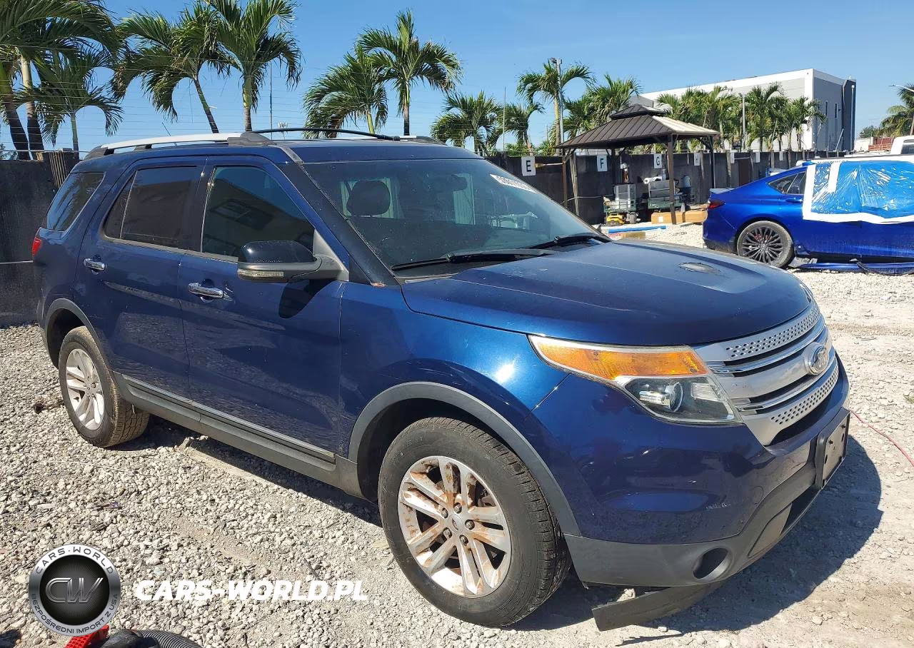 2012 Ford Explorer Xlt VIN:1FMHK8D84CGB00038 - 4
