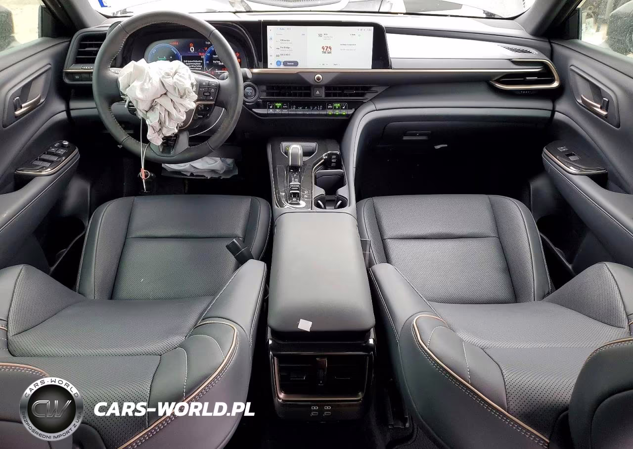 2026 Toyota Crown Xle VIN:JTDAAAAF2T3043901 - 8