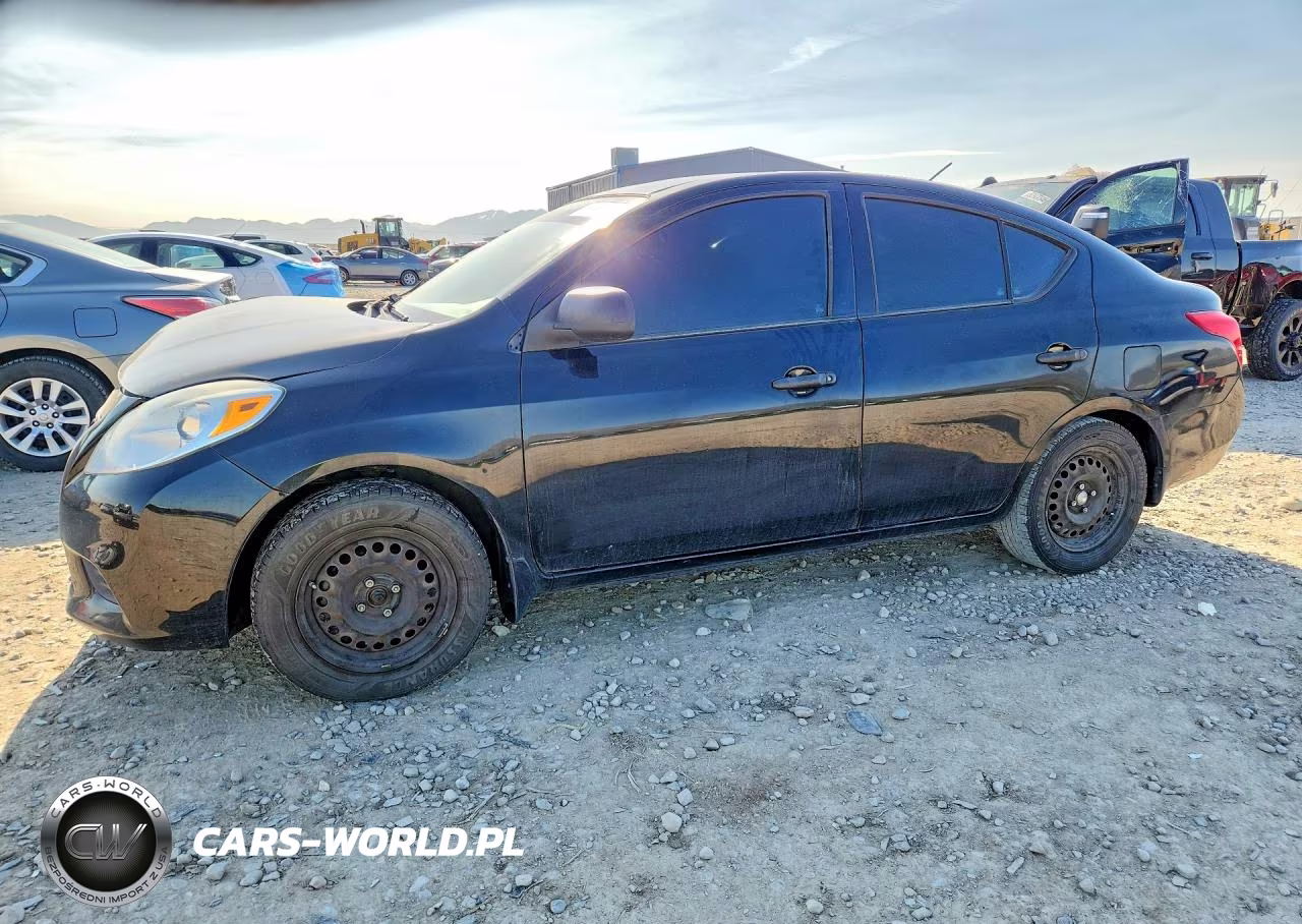 2014 Nissan Versa 1.6 S