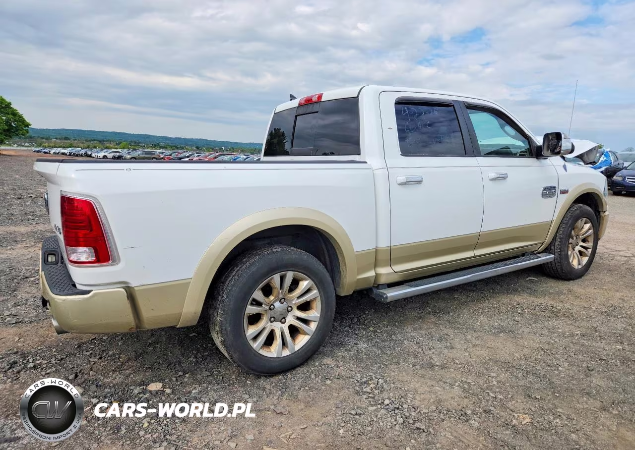 2013 Ram 1500 Longhorn VIN:1C6RR7PT7DS526228 - 3