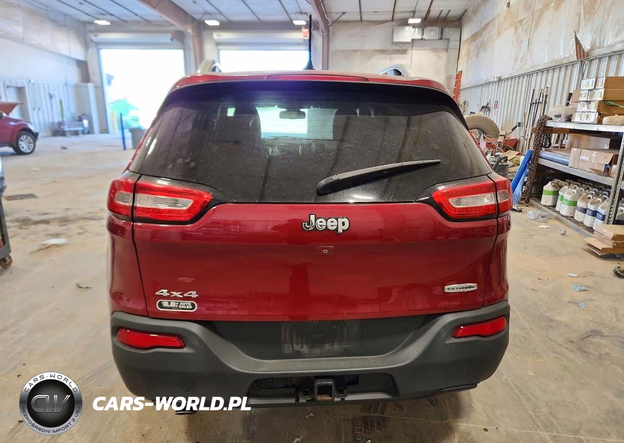 2015 Jeep Cherokee Latitude VIN:1C4PJMCB5FW522449 - 6