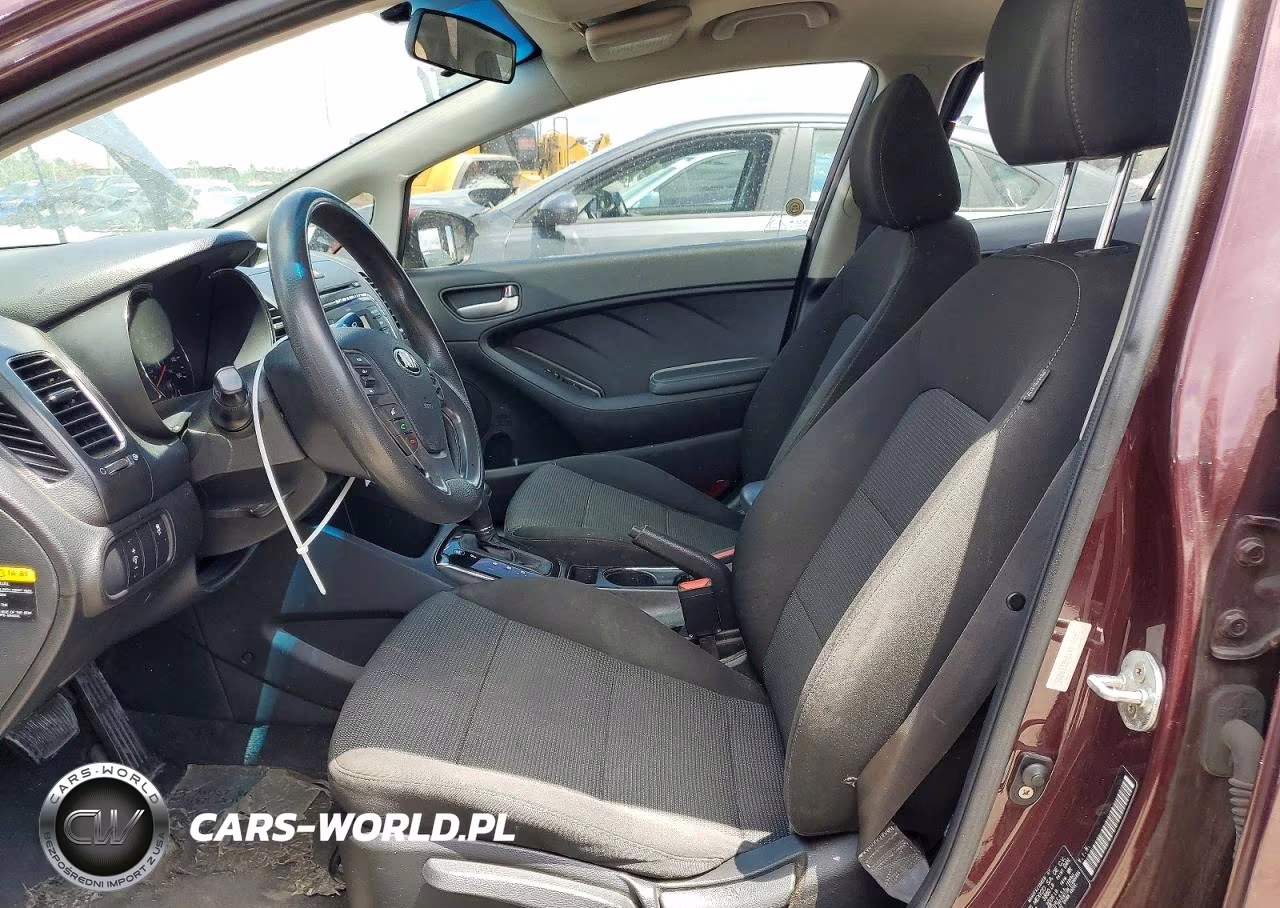 2017 Kia Forte Lx VIN:3KPFK4A79HE159805 - 7