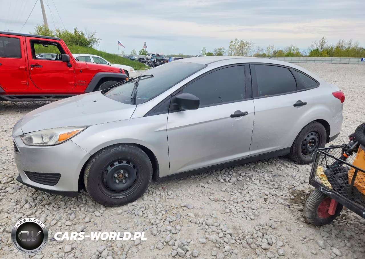 2017 Ford Focus S – zdjęcie 1 z 12