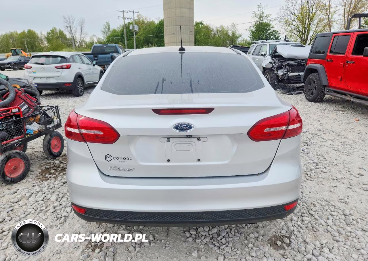 2017 Ford Focus S VIN:1FADP3E24HL322326 - 6