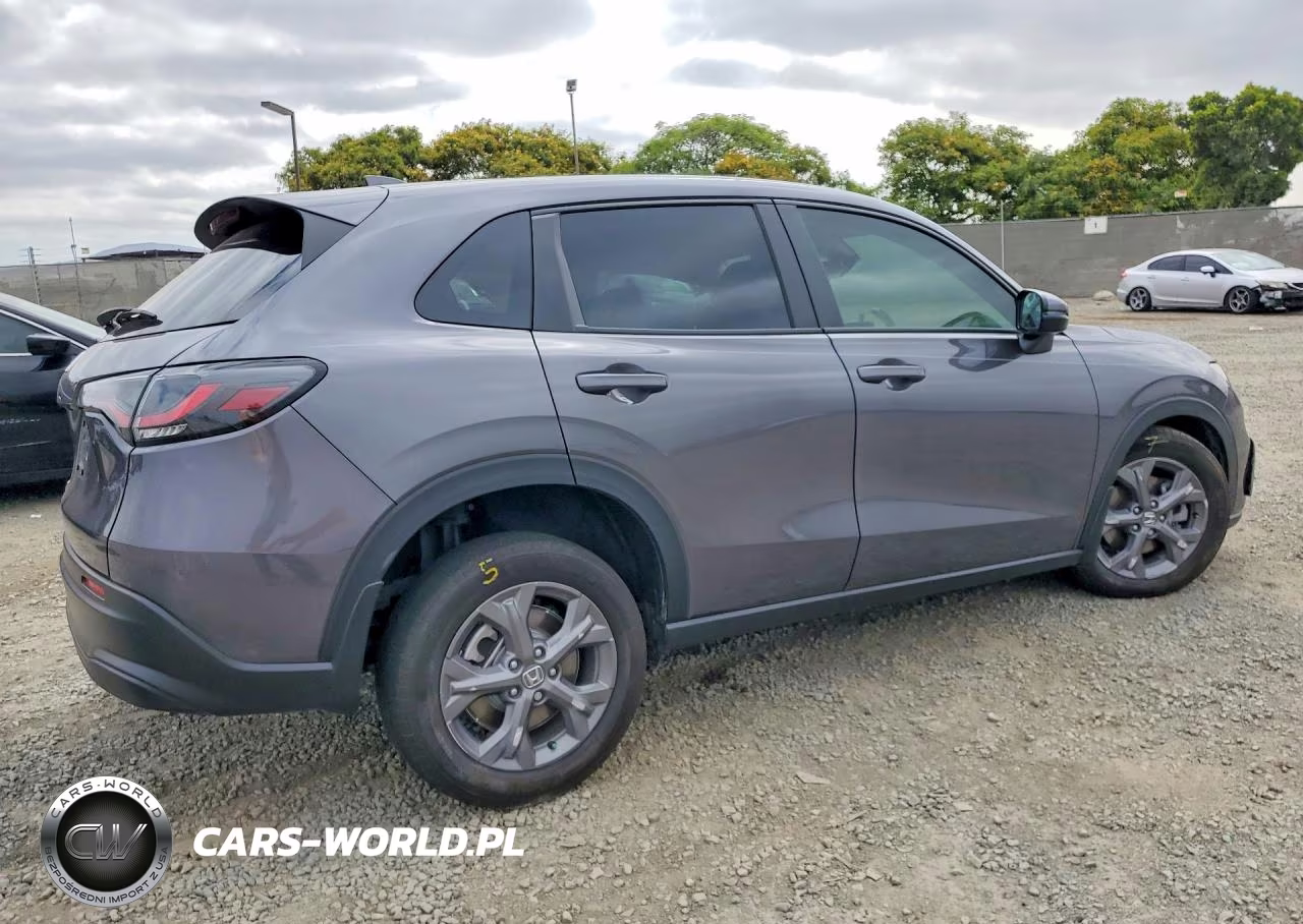 2026 Honda Hr-V Lx VIN:3CZRZ2H32TM742015 - 3
