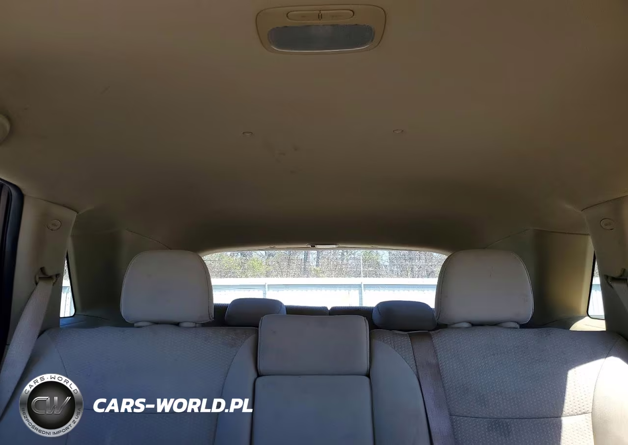 2011 Kia Sorento Lx VIN:5XYKT4A14BG031912 - 10