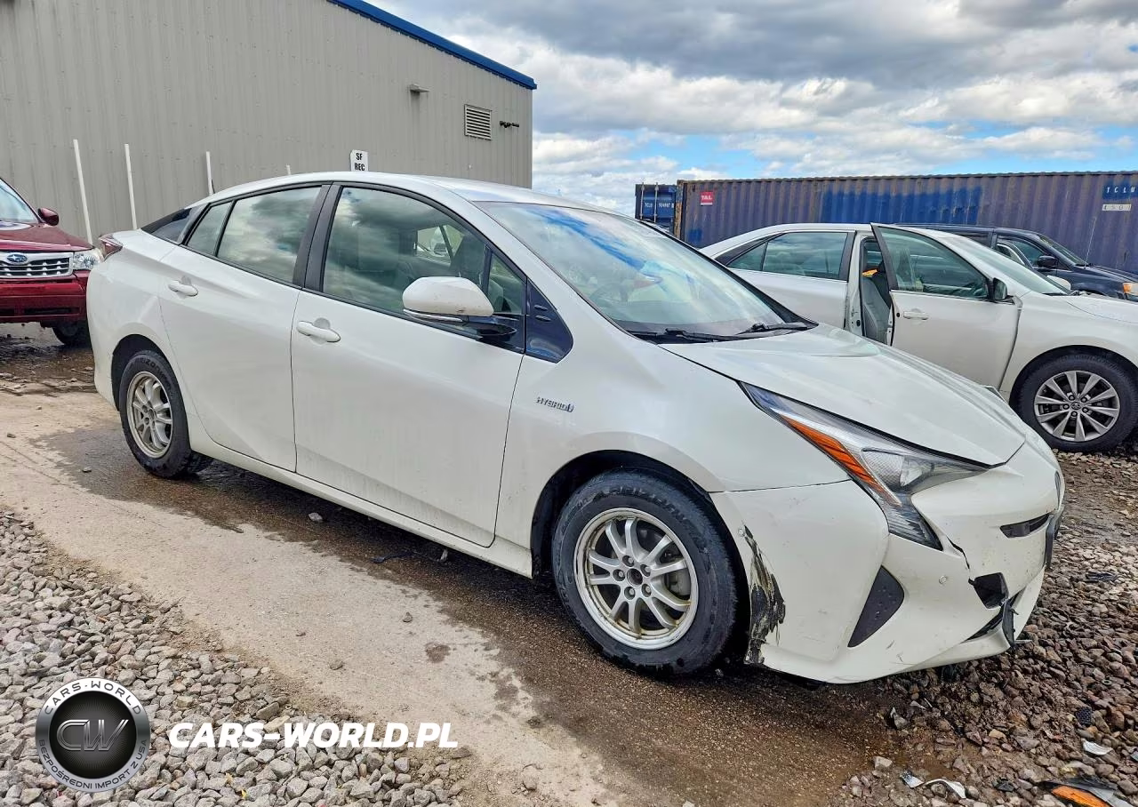 2017 Toyota Prius Two VIN:JTDKBRFUXH3041795 - 4