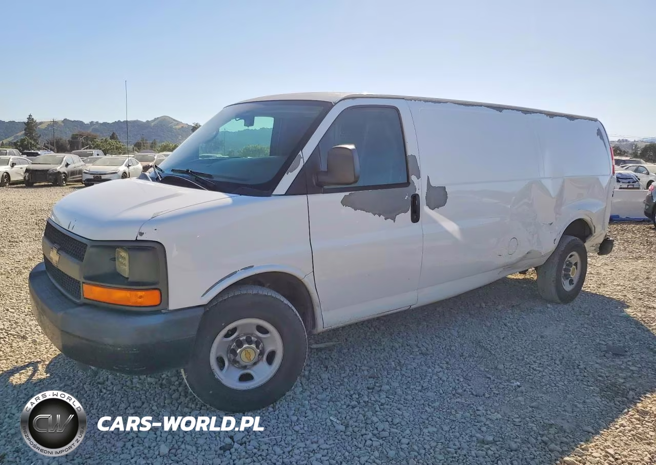 2013 Chev Express G2500
