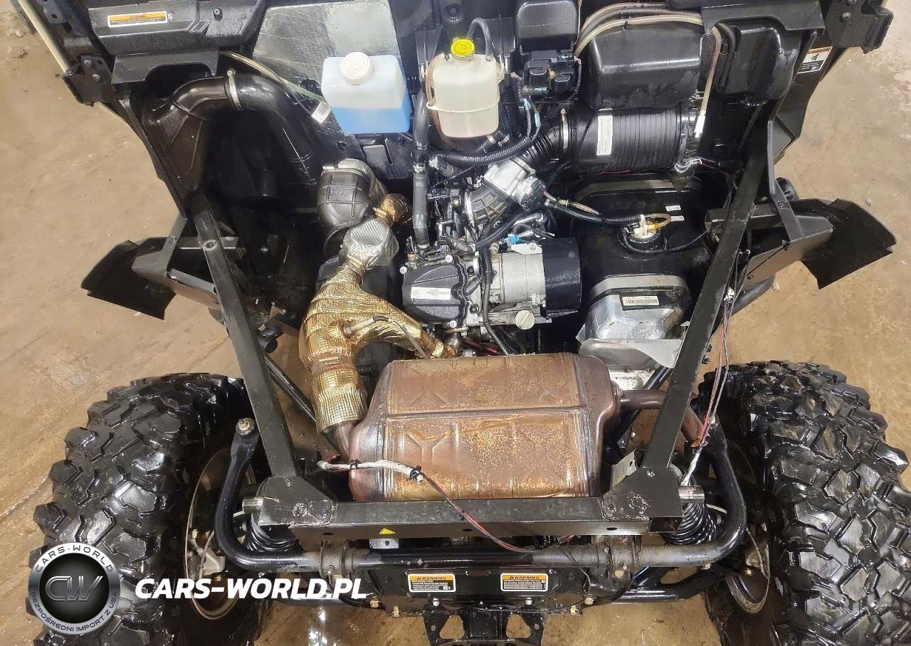 2023 Can-Am Defender Utility Vehicle VIN:3JBUVAX49PK004829 - 7