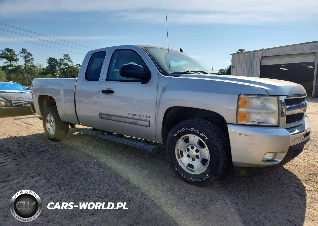 2011 Chevrolet Silverado C1500 Lt VIN:1GCRCSE04BZ428204 - 4