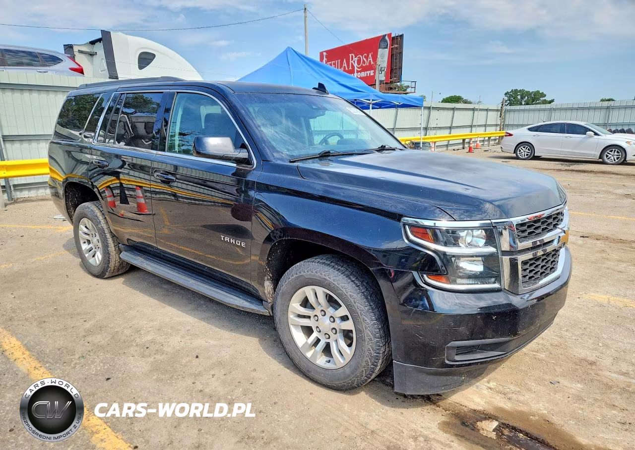 2017 Chevrolet Tahoe C1500 Lt VIN:1GNSCBKC5HR186636 - 4