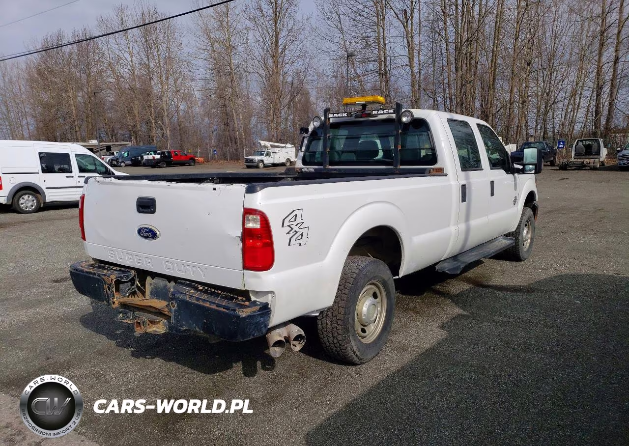 2012 Ford F250 Super Duty VIN:1FT7W2BTXCEA50945 - 3