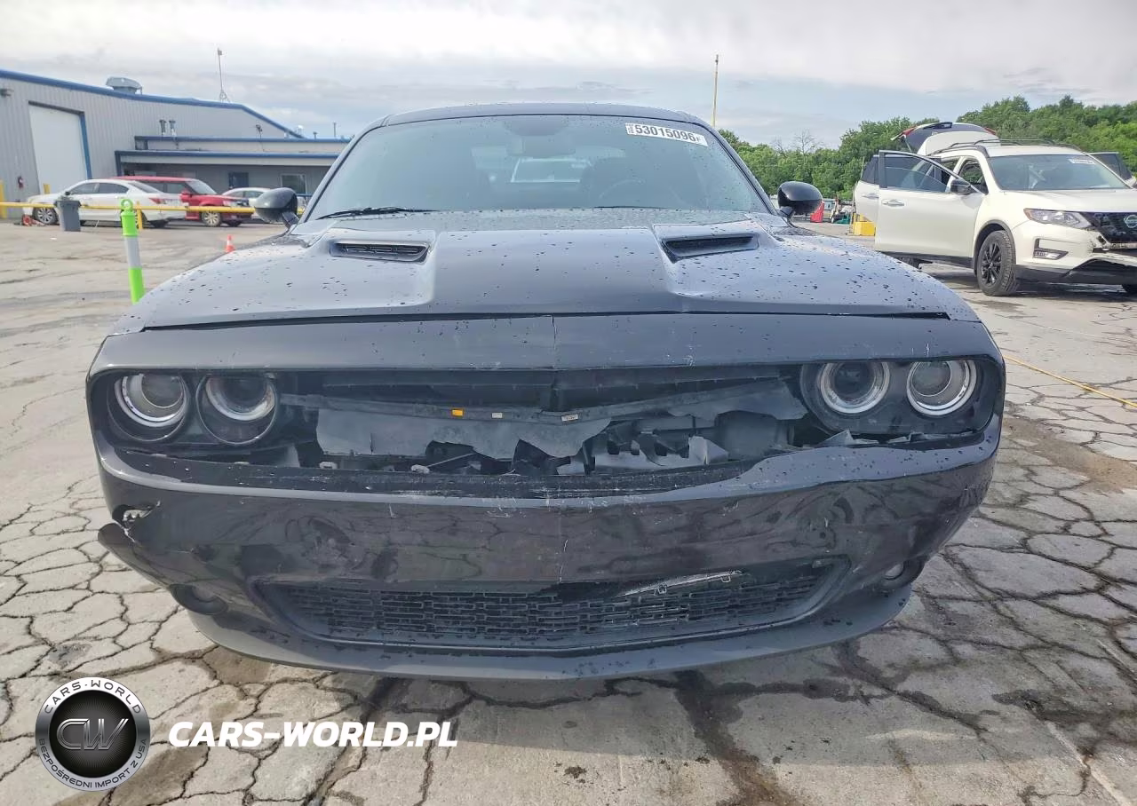 2021 Dodge Challenger Sxt VIN:2C3CDZAG2MH586935 - 5