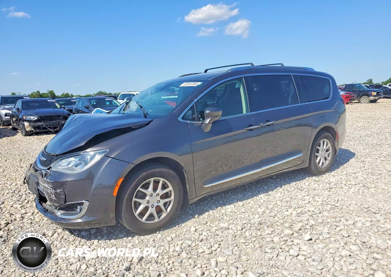 2020 Chrysler Pacifica Touring L