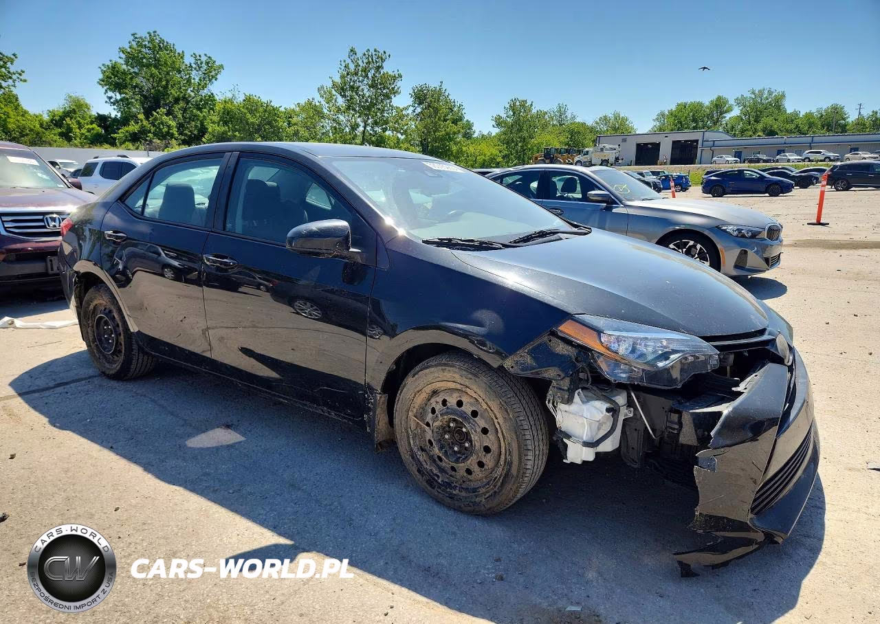2017 Toyota Corolla Le VIN:2T1BURHE4HC767160 - 4