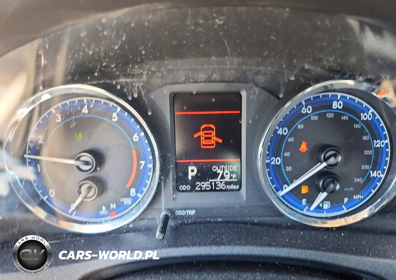 2017 Toyota Corolla Le VIN:2T1BURHE4HC767160 - 9