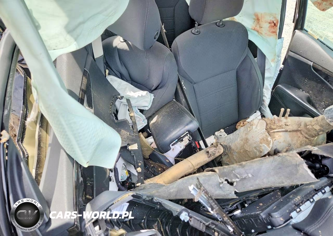 2019 Kia Sorento L VIN:5XYPG4A31KG567048 - 13