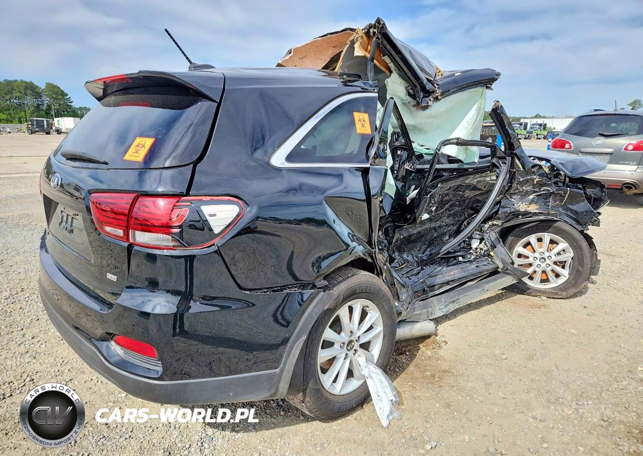 2019 Kia Sorento L VIN:5XYPG4A31KG567048 - 3
