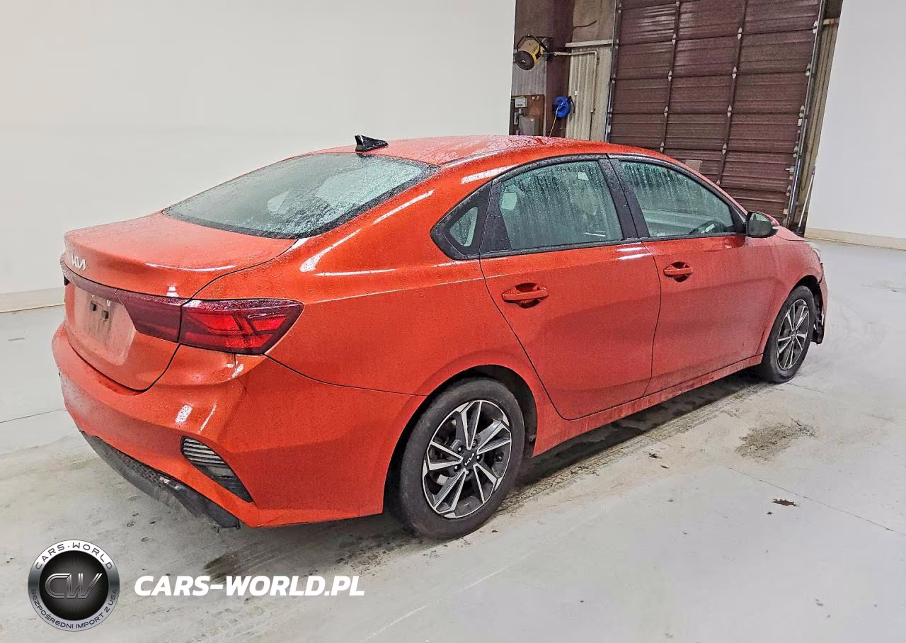 2022 Kia Forte Lxs VIN:3KPF24AD0NE495585 - 3
