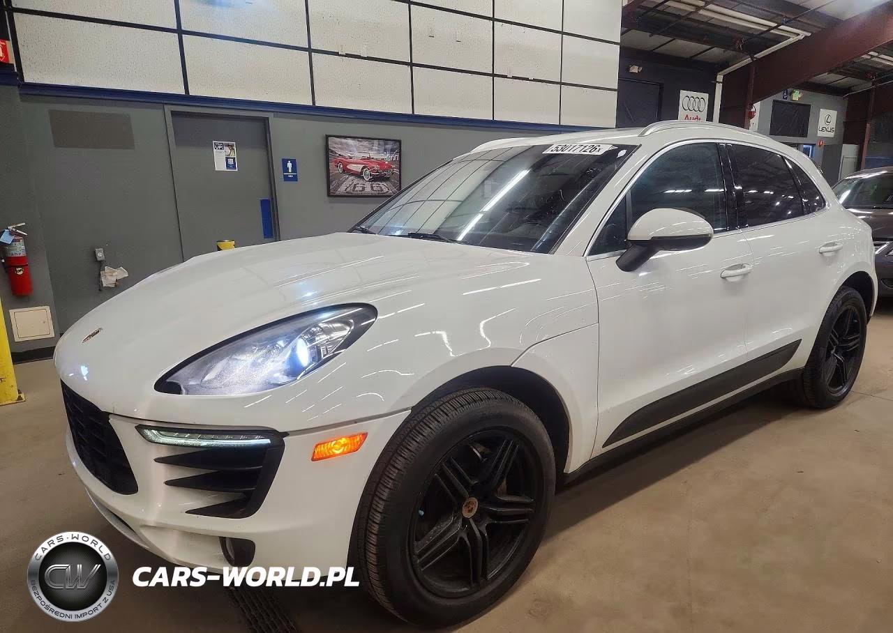 2015 Porsche Macan S