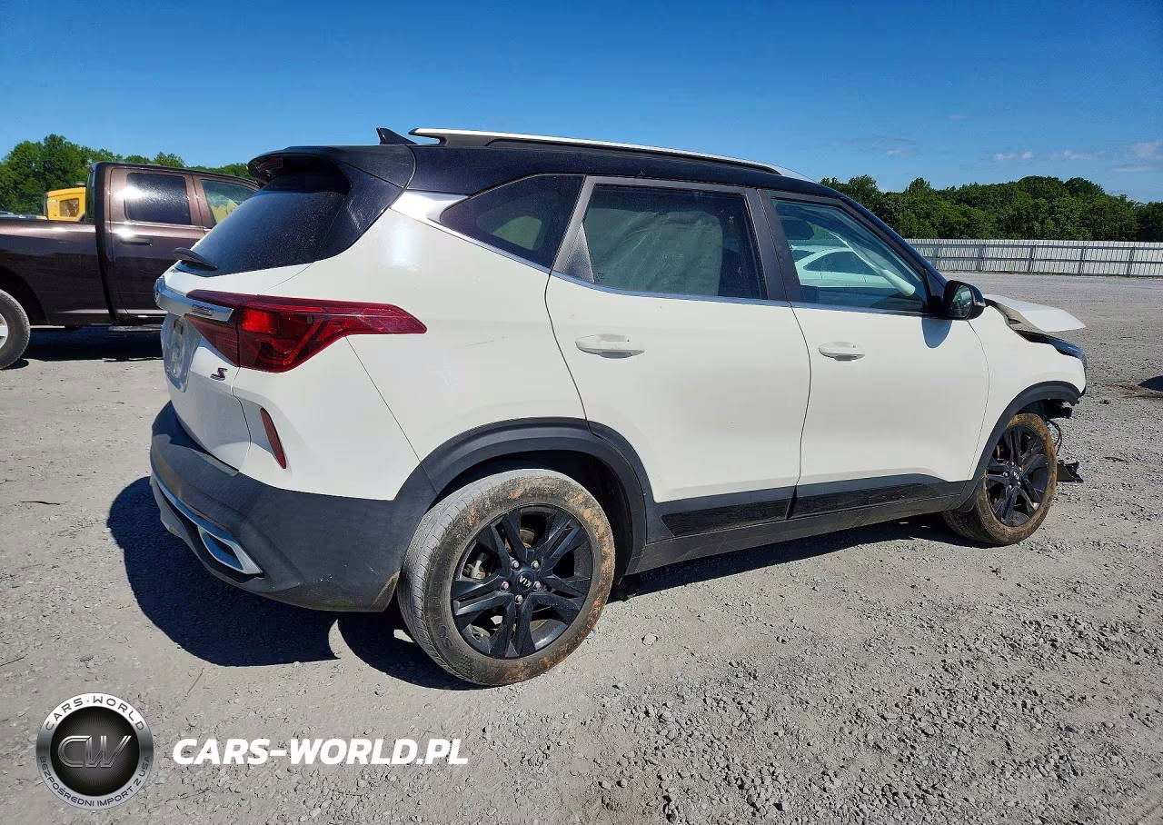 2021 Kia Seltos S VIN:KNDEU2AA5M7147733 - 3