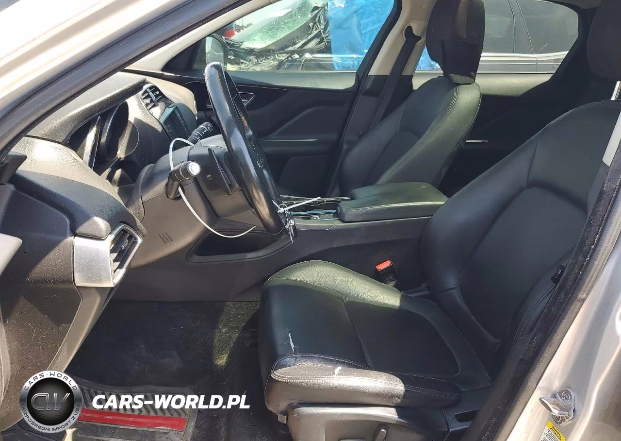 2017 Jaguar F-Pace Premium VIN:SADCJ2BN3HA491513 - 7