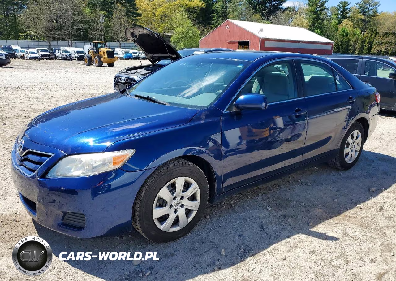 2011 Toyota Camry Base – zdjęcie 1 z 12