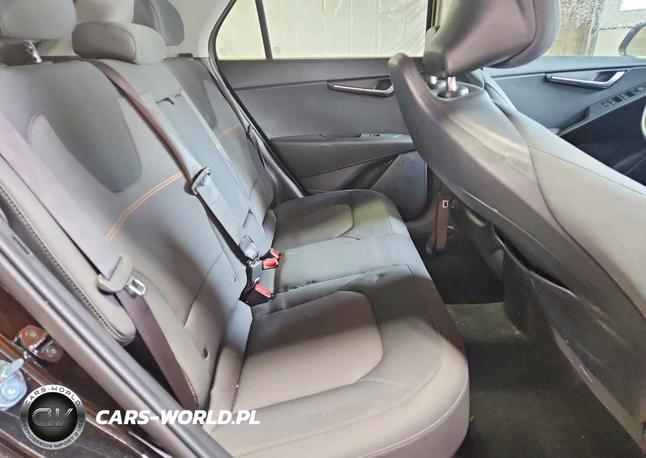 2026 Kia Niro Lx VIN:KNDCP3LE2T5320154 - 10