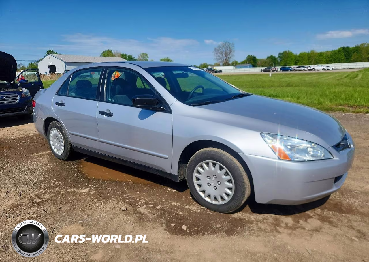 2005 Honda Accord Dx VIN:1HGCM56105A155200 - 4