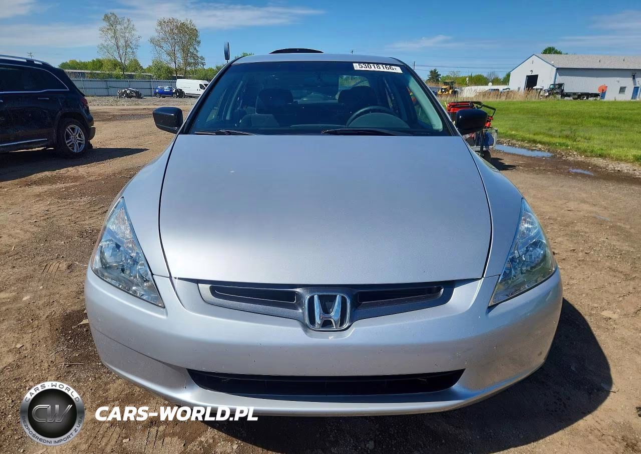 2005 Honda Accord Dx VIN:1HGCM56105A155200 - 5