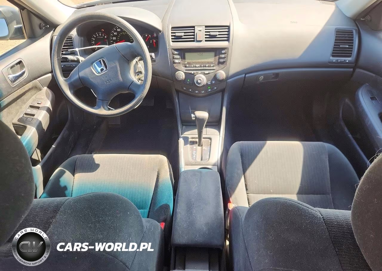 2005 Honda Accord Dx VIN:1HGCM56105A155200 - 8