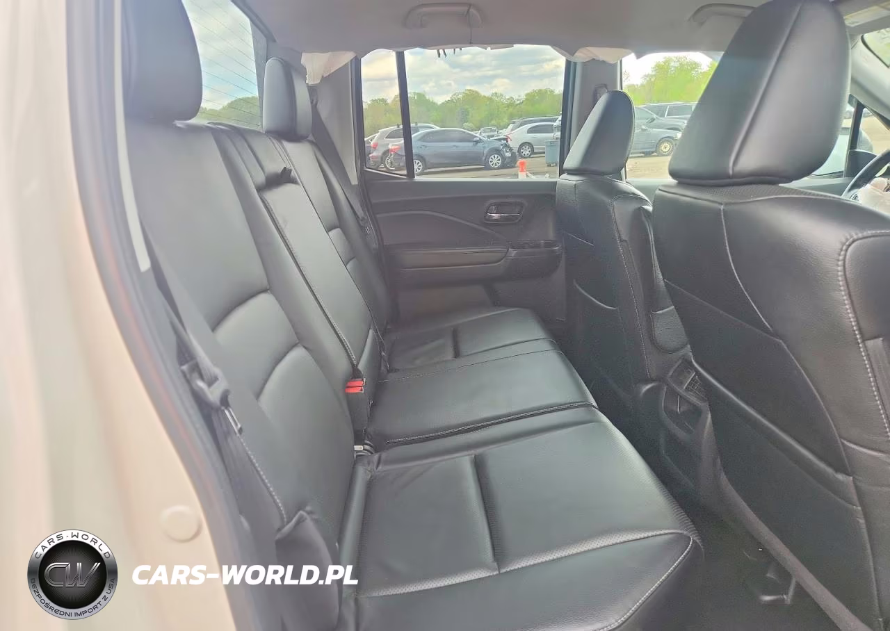 2017 Honda Ridgeline Rtl VIN:5FPYK3F61HB008817 - 10
