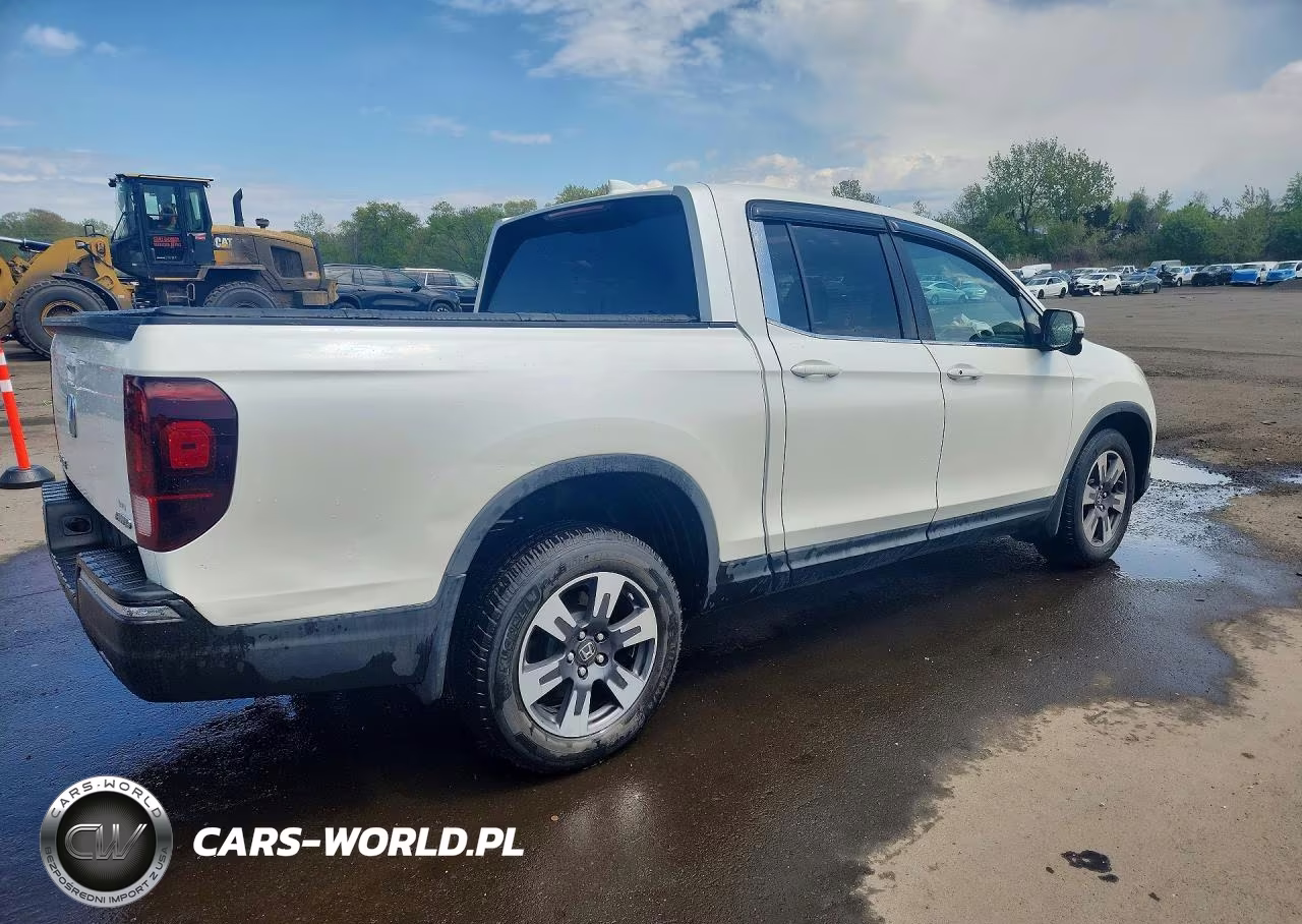 2017 Honda Ridgeline Rtl VIN:5FPYK3F61HB008817 - 3