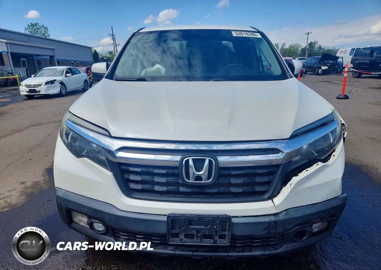 2017 Honda Ridgeline Rtl VIN:5FPYK3F61HB008817 - 5