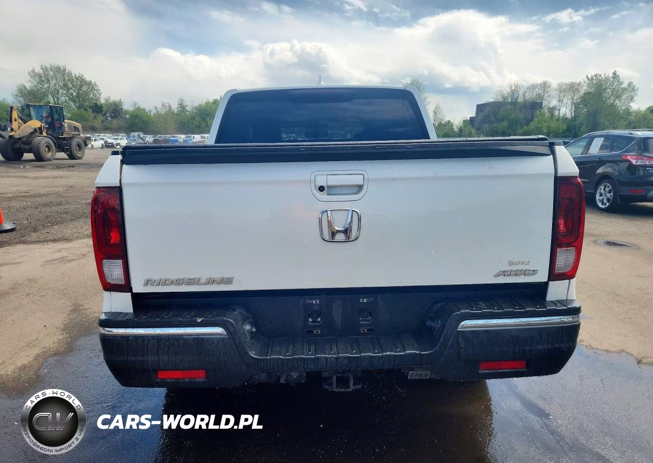 2017 Honda Ridgeline Rtl VIN:5FPYK3F61HB008817 - 6