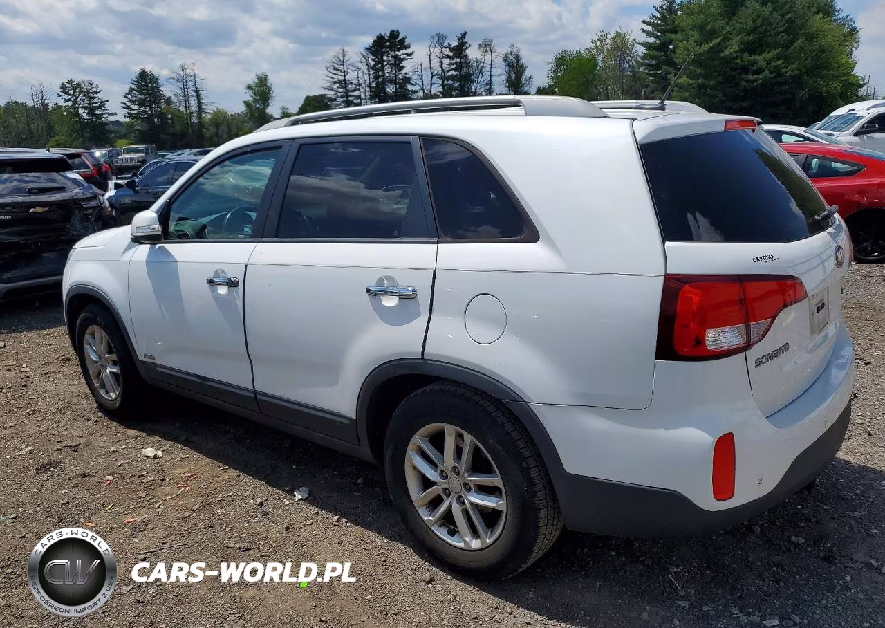 2015 Kia Sorento Lx VIN:5XYKTCA62FG616368 - 2