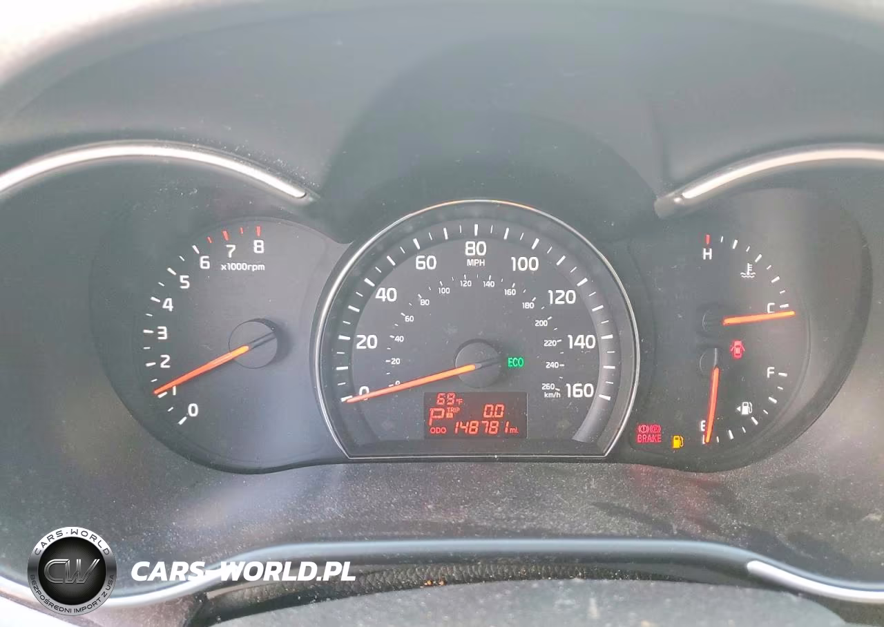2015 Kia Sorento Lx VIN:5XYKTCA62FG616368 - 9