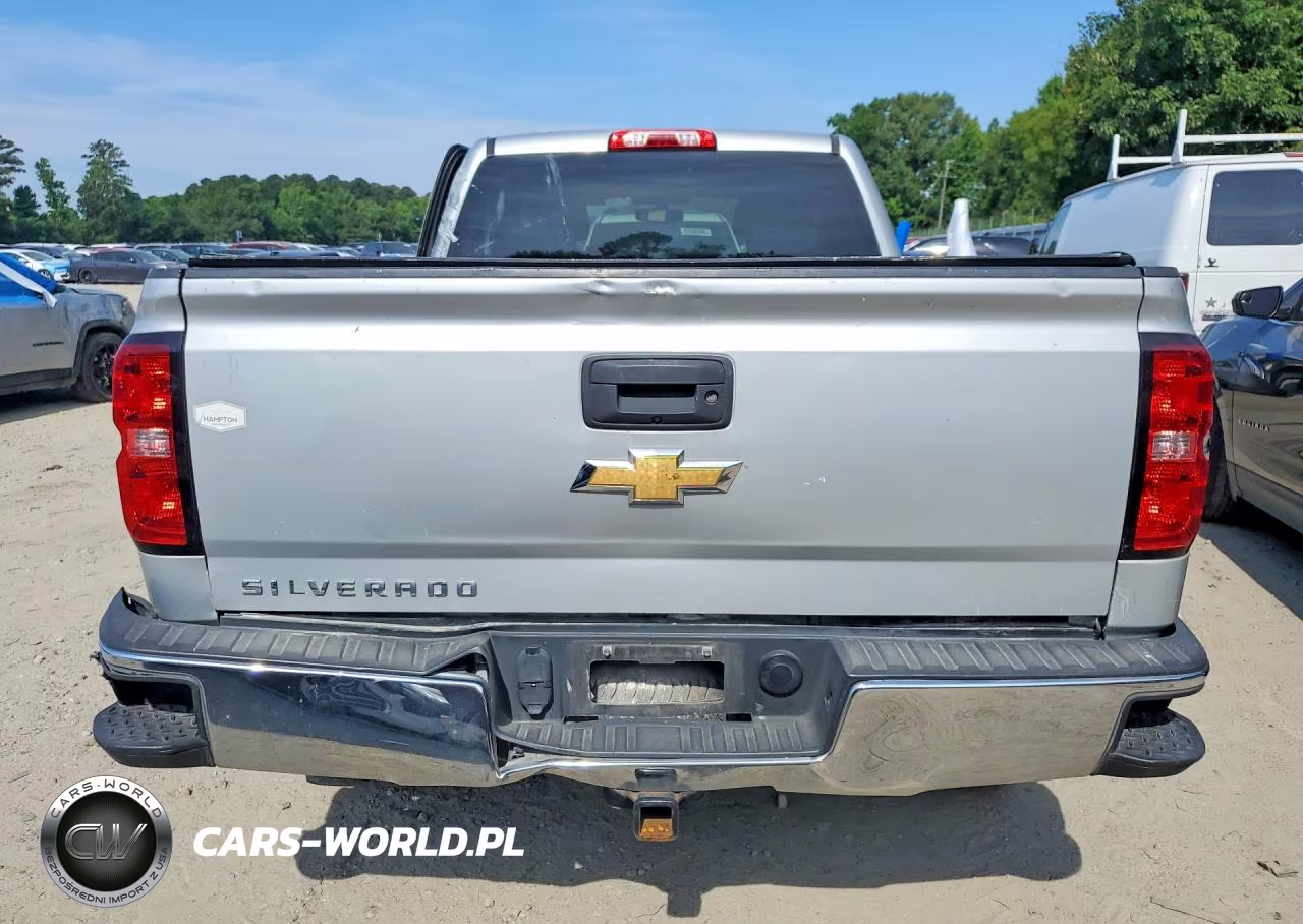 2018 Chevrolet Silverado C1500 VIN:1GCRCNEH9JZ125991 - 6