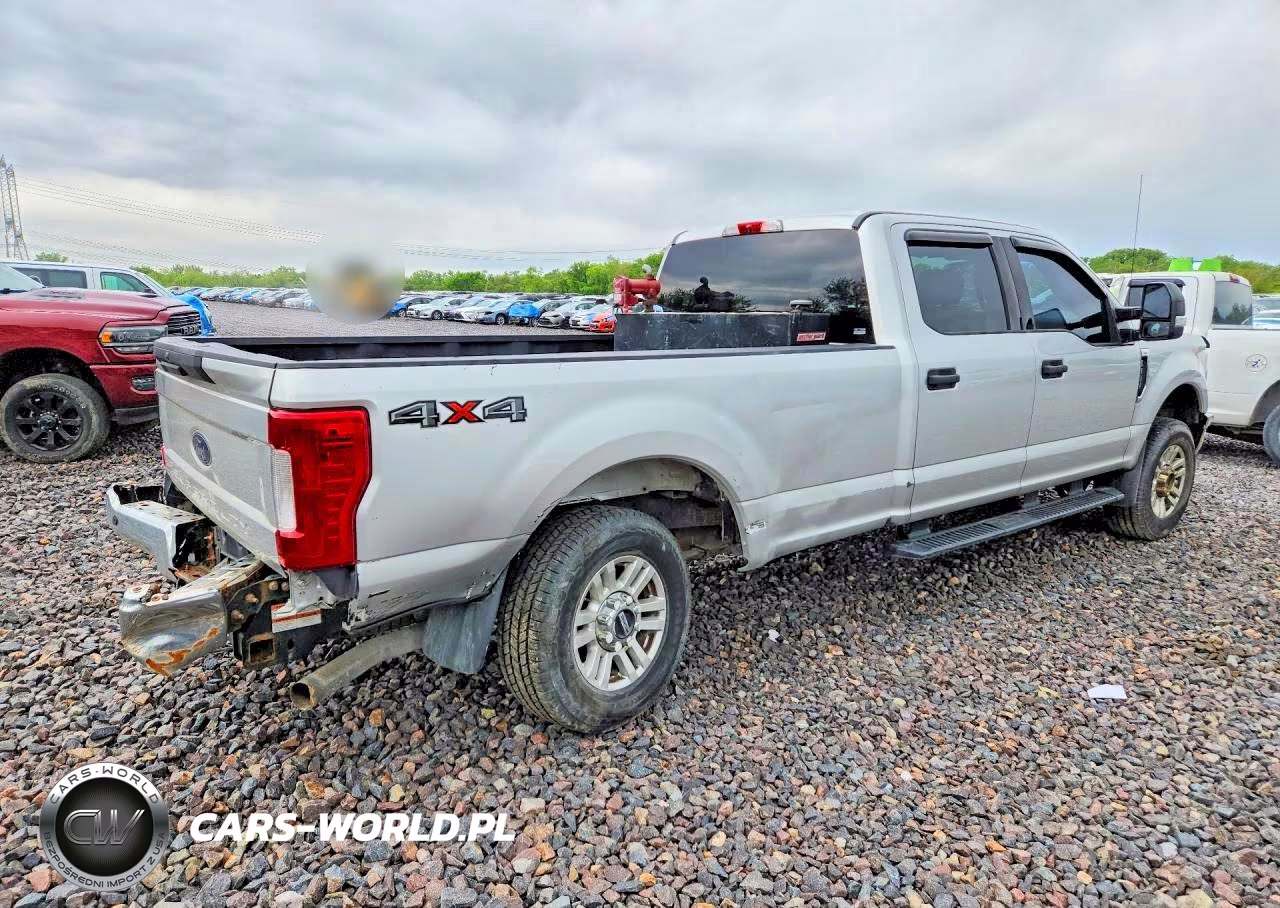 2019 Ford F250 Super Duty VIN:1FT7W2B64KED24262 - 3
