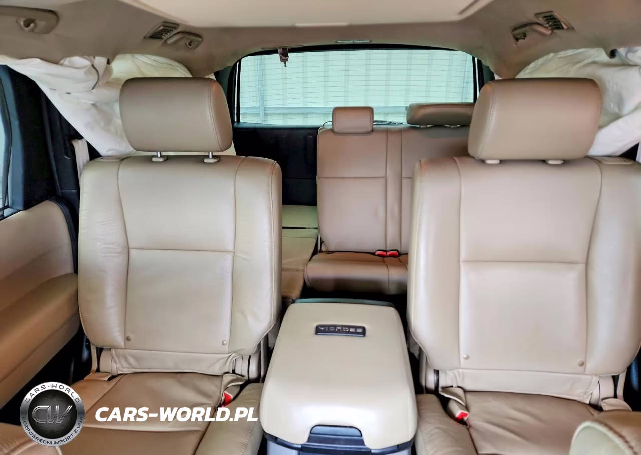 2015 Toyota Sequoia Platinum VIN:5TDDY5G12FS113041 - 10
