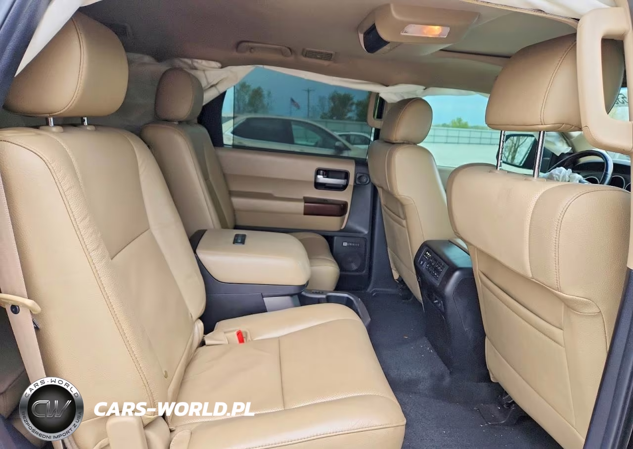 2015 Toyota Sequoia Platinum VIN:5TDDY5G12FS113041 - 11