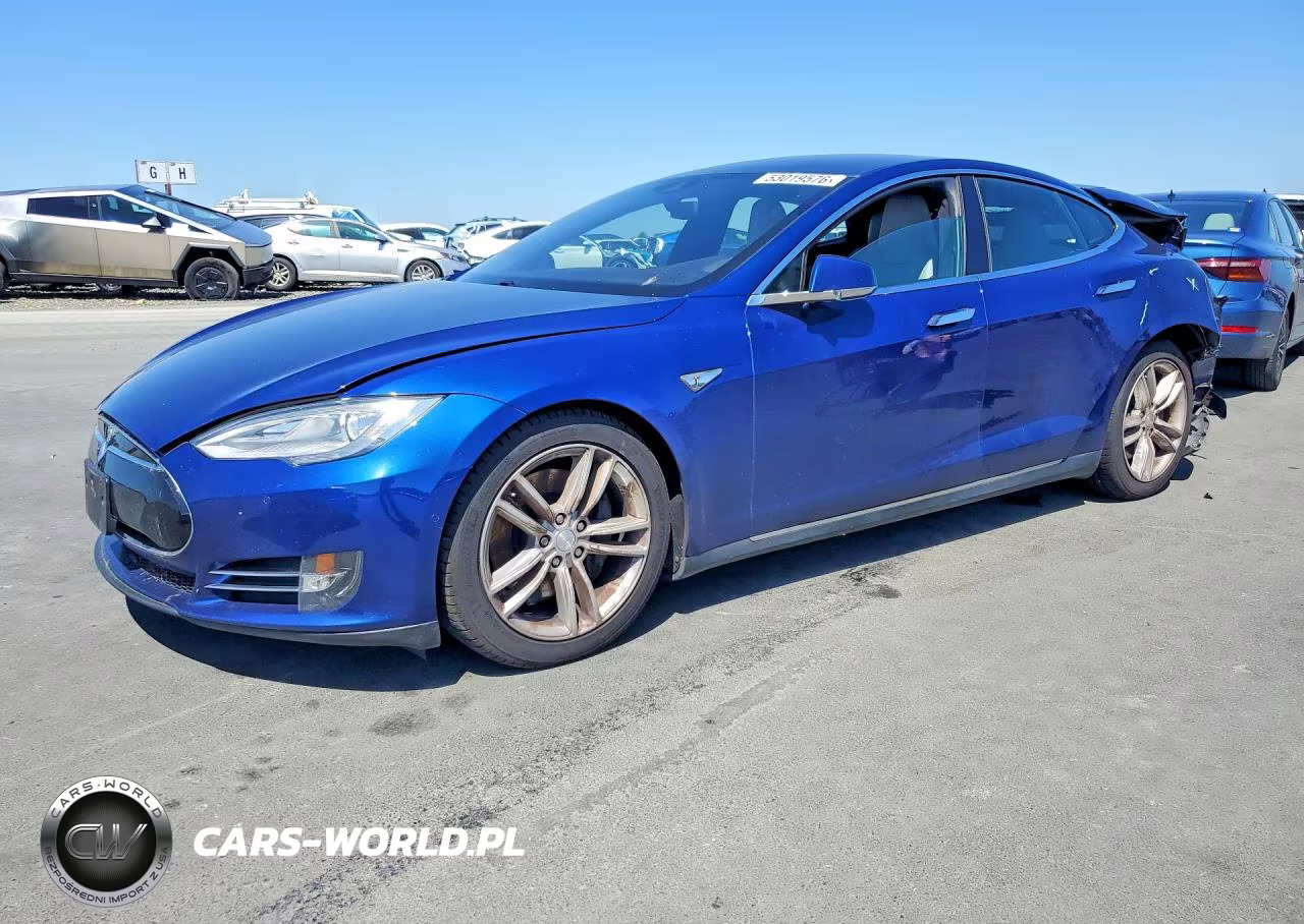 2015 Tesla Model S